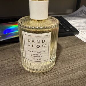 SAND + FOG Vanilla & Amber Eau de Toilette